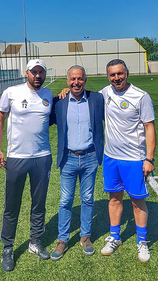 Հայկական ֆուտբոլն ու Ջորկաեֆը. կորոնավիրուսը նահանջելուն պես նա «հարձակողական գիծ կմտնի» Հայկական ֆուտբոլն ու Ջորկաեֆը. կորոնավիրուսը նահանջելուն պես նա «հարձակողական գիծ կմտնի» - Sputnik Արմենիա