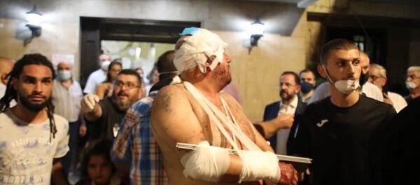 Католикос Великого Дома Киликии Арам I посетил пострадавший от взрыва армянский квартал Бурдж Хаммут в Бейруте (4 августа 2020). Ливан Католикос Великого Дома Киликии Арам I посетил пострадавший от взрыва армянский квартал Бурдж Хаммут в Бейруте (4 августа 2020). Ливан - Sputnik Армения