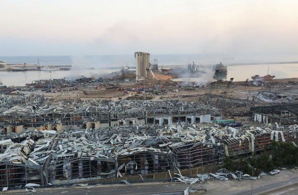 Общий вид порта Бейрута, разрушенного взрывом (5 августа). - Sputnik Армения
