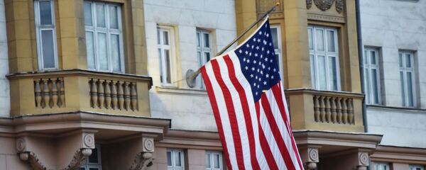 Флаг США на здании посольства в Москве. - Sputnik Արմենիա
