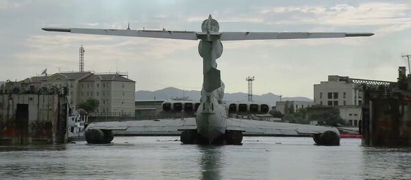 Буксировка ракетного экраноплана Лунь в Дербент  - Sputnik Արմենիա