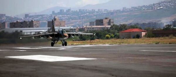 ՀՀ ԶՈւ գրոհային ավիացիոն ուժերը հանկարծակի ստուգումների շրջանակներում, ըստ առաջադրված խնդիրների, շարունակում են վարժանքները - Sputnik Армения