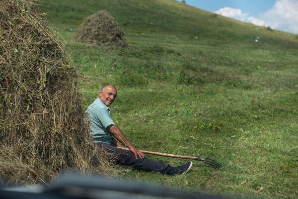 Единственный армянин среди азербайджанцев: история дяди Ашота, который не изменился Единственный армянин среди азербайджанцев: история дяди Ашота, который не изменился - Sputnik Армения