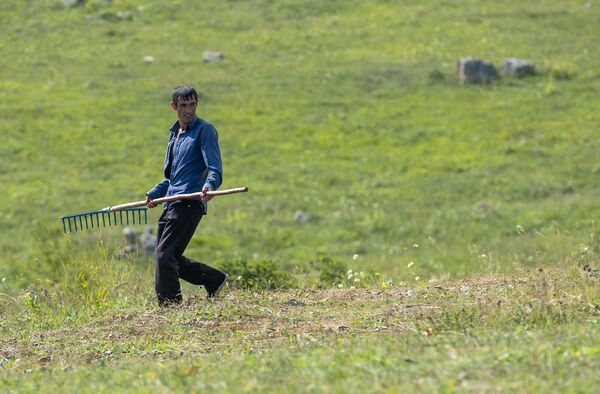 Ադրբեջանցիների մեջ ապրած միակ հայը. տավուշցի Աշոտ Գասպարյանի պատմությունը Ադրբեջանցիների մեջ ապրած միակ հայը. տավուշցի Աշոտ Գասպարյանի պատմությունը - Sputnik Արմենիա