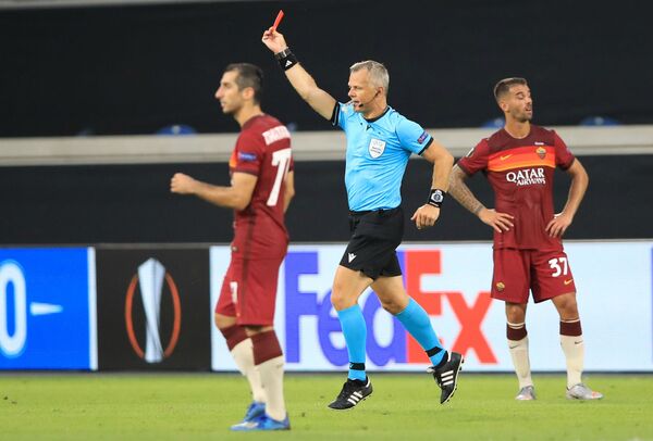 Печальная точка: Рома вчистую проиграла Севилье в 1/8 финала Лиги Европы - Sputnik Армения