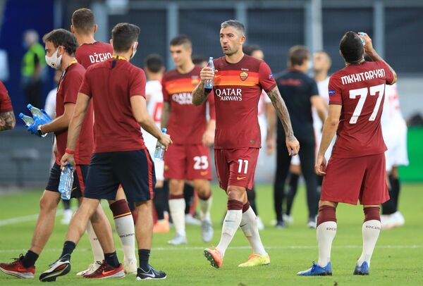 Печальная точка: Рома вчистую проиграла Севилье в 1/8 финала Лиги Европы - Sputnik Армения