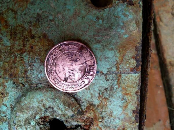 Монетка-оберег и мешок пшеницы: история старого дома в Гюмри потрясла нового хозяина - Sputnik Армения