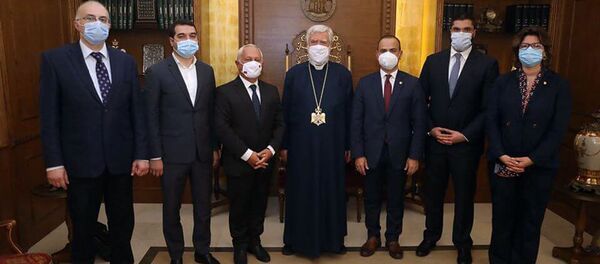 Католикос Великого Дома Киликии Арам I принял прибывшую в Бейрут армянскую делегацию (9 августа 2020). Ливан Католикос Великого Дома Киликии Арам I принял прибывшую в Бейрут армянскую делегацию (9 августа 2020). Ливан - Sputnik Армения