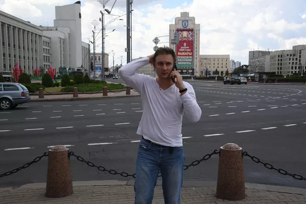 Получал удары по голове: журналист Sputnik Беларусь рассказал всю правду о задержании Получал удары по голове: журналист Sputnik Беларусь рассказал всю правду о задержании - Sputnik Армения