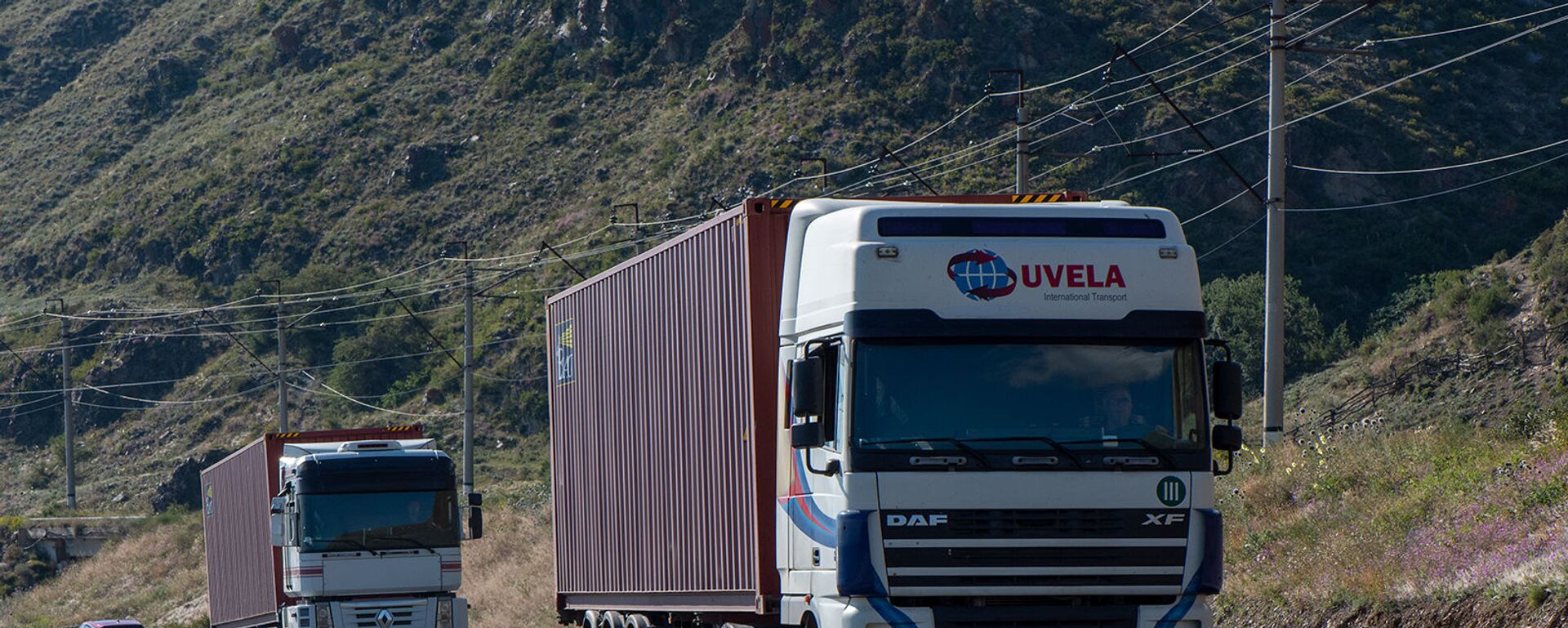 Фуры на трассе M14 - Sputnik Армения, 1920, 31.08.2020