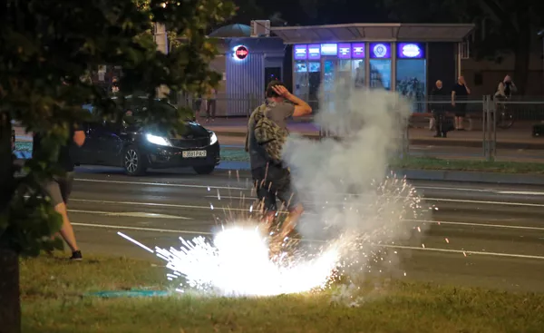 Протесты и беспорядки в Минске после президентских выборов Протесты и беспорядки в Минске после президентских выборов - Sputnik Армения
