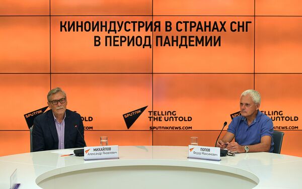 Телемост по теме Киноиндустрия в странах СНГ в период пандемии (10 августа 2020). Москвa - Sputnik Армения