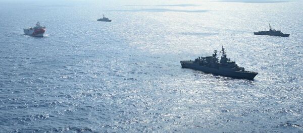 Корабли ВМС Турции у побережья Анталии (10 августа 2020).  - Sputnik Армения