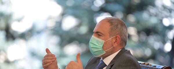 Президент Армен Саркисян провел рабочую встречу с премьер-министром Николом Пашиняном (11 августа 2020). Еревaн - Sputnik Армения