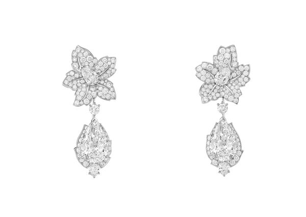 Украшения принцессы Египетской, Жаклин Кеннеди и Марлен Дитрих теперь доступны и вам - Sputnik Армения