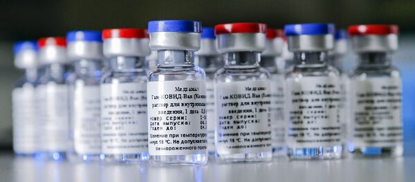 Вакцина против новой коронавирусной инфекции впервые в мире зарегистрирована в России 11 августа - Sputnik Армения