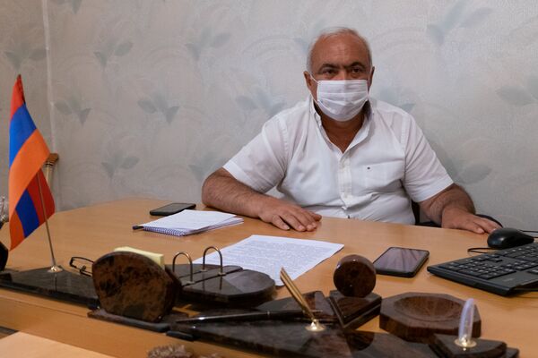 Պարզվել է Կարմիր կատարից ձգվող խողովակի առեղծվածը. ո՞վ է ջուր գողացել խառնարանային լճից - Sputnik Արմենիա