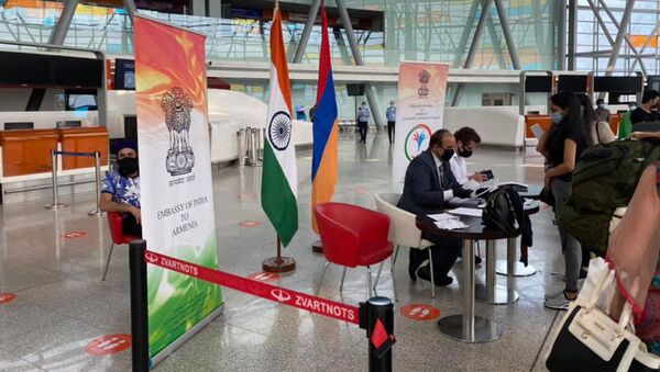 Посольство Индии в Ереване отправило на родину 169 пассажиров (17 августа 2020). - Sputnik Արմենիա