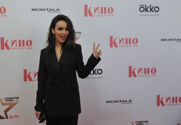 Лучшая досталась Лучшему! Звезда сериала Кармелита наконец вышла замуж - Sputnik Армения