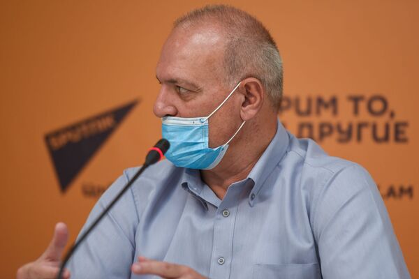 Вагаршак Арутюнян должен устранить дисбаланс в отношениях с Москвой - политтехнолог - Sputnik Армения