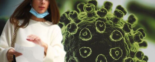 Девушка в защитной маске перед баннером с изображением коронавируса - Sputnik Արմենիա