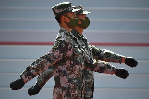Военнослужащие вооружённых сил Китая на открытии Международного военно-технического форума Армия-2020 в военно-патриотическом парке Патриот - Sputnik Армения