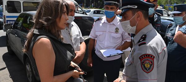 Акция протеста против министра образования, науки, культуры и спорта (24 августа 2020). Еревaн Акция протеста против министра образования, науки, культуры и спорта (24 августа 2020). Еревaн - Sputnik Армения