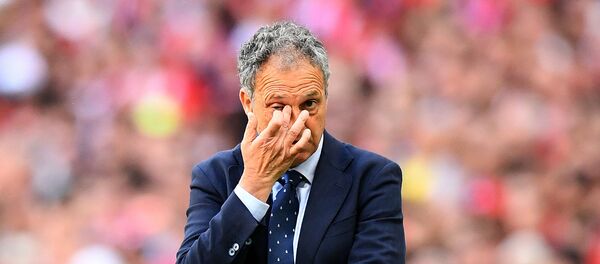 Испанский тренер Севильи Хоакин Капаррос во время футбольного матча испанской лиги между Атлетико Мадрид и Севилья на стадионе Ванда Метрополитен (12 мая 2019). Мадрид - Sputnik Армения