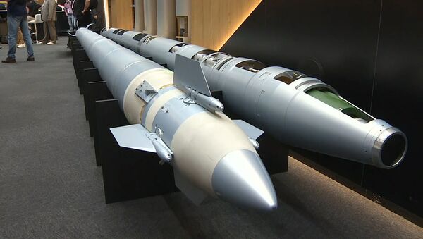Первая управляемая: на форуме «Армия-2020» представили умную ракету для РСЗО «Торнадо С» - Sputnik Армения
