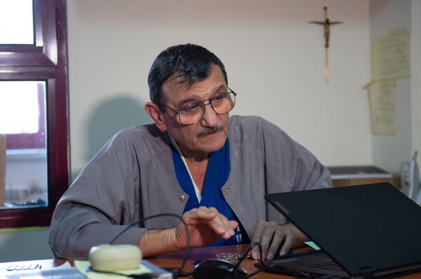 Հայաստանում նա երբեք աշխատավարձ չի ստացել. ինչ են պատմում Հրայր Հովակիմյանի մասին - Sputnik Արմենիա