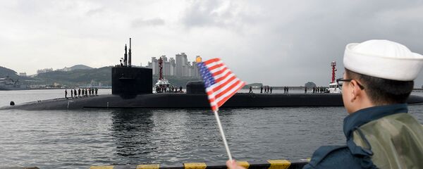 Подводная лодка с управляемыми ракетами класса Огайо USS Michigan прибывает в Пусан (24 апреля 2017). Южная Корея - Sputnik Արմենիա