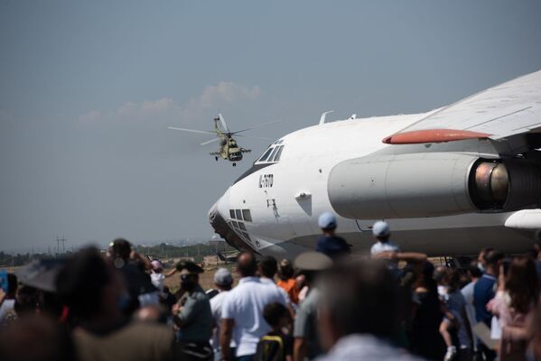 Ավիաշոու «Էրեբունի» օդանավակայանի ռուսական ռազմաբազայում, (2020 թ․, օգոստոսի 28), Երևան  - Sputnik Արմենիա
