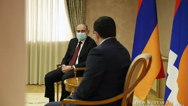 Встреча премьер-министра РА Никола Пашиняна и президента Карабаха Араика Арутюняна (29 августа 2020). Степанакерт - Sputnik Армения