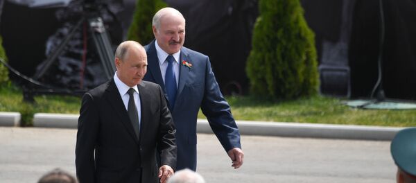 Президент РФ В. Путин и президент Беларуси А. Лукашенко открыли Ржевский мемориал Советскому солдату Президент РФ В. Путин и президент Беларуси А. Лукашенко открыли Ржевский мемориал Советскому солдату - Sputnik Արմենիա