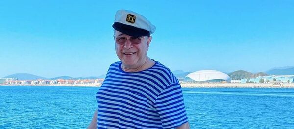 Евгений Петросян на отдыхе - Sputnik Армения