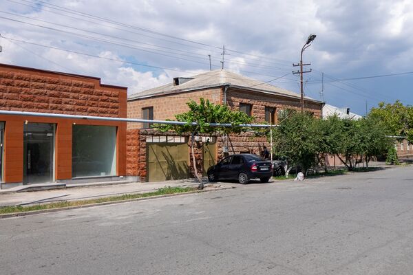 Смертельно опасная водка от всеми любимого соседа: почему жители Армавира в шоке - Sputnik Армения