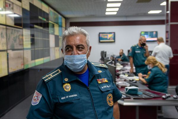 Կրակի դեմ կռիվ տվողները. ինչպես երկու ընկեր որոշեցին հրշեջ–փրկարար դառնալ Կրակի դեմ կռիվ տվողները. ինչպես երկու ընկեր որոշեցին հրշեջ–փրկարար դառնալ - Sputnik Արմենիա