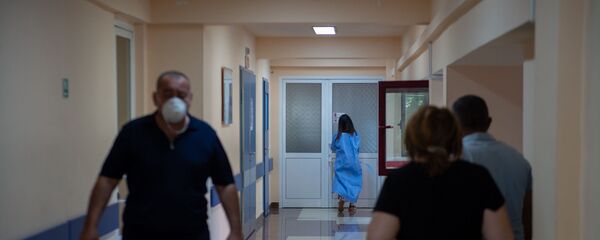 Коридор в медцентре Норк-Мараш - Sputnik Армения