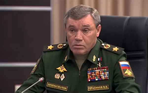 Встреча начальников Генштабов Вооруженных Сил Армении и России Оника Гаспаряна и Валерия Герасимова (5 сентября 2020). Московская область Встреча начальников Генштабов Вооруженных Сил Армении и России Оника Гаспаряна и Валерия Герасимова (5 сентября 2020). Московская область - Sputnik Армения