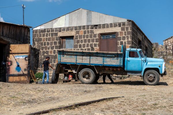 Накануне потопа, или Почему в армянском селе Джрадзор случился брачный бум - Sputnik Армения