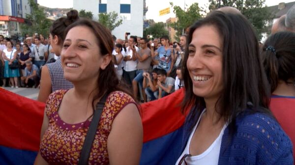 «Քիչ մե գիդինք հայերեն»․ ժամանակակից Թուրքիայի կենտրոնում թաքնված հայերի ուրույն աշխարհը «Քիչ մե գիդինք հայերեն»․ ժամանակակից Թուրքիայի կենտրոնում թաքնված հայերի ուրույն աշխարհը - Sputnik Արմենիա