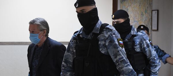 Актёр Михаил Ефремов на оглашении приговора Актёр Михаил Ефремов на оглашении приговора - Sputnik Արմենիա