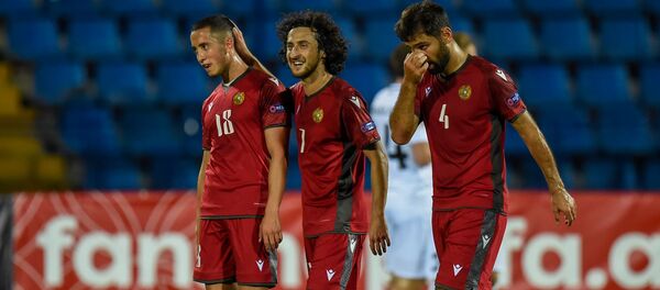 Матч Лиги Наций УЕФА между сборными Армении и Эстонии (8 сентября 2020). Еревaн - Sputnik Արմենիա