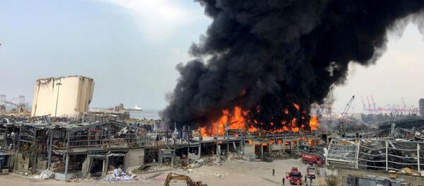 Дым над портовой зоной Бейрута (10 сентября 2020). Ливан Дым над портовой зоной Бейрута (10 сентября 2020). Ливан - Sputnik Արմենիա