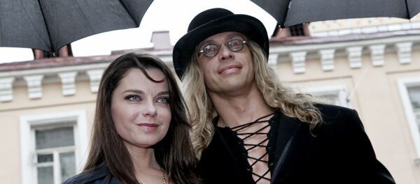 Певица Наташа Королева с супругом Сергеем Глушко (Тарзан) Певица Наташа Королева с супругом Сергеем Глушко (Тарзан) - Sputnik Արմենիա