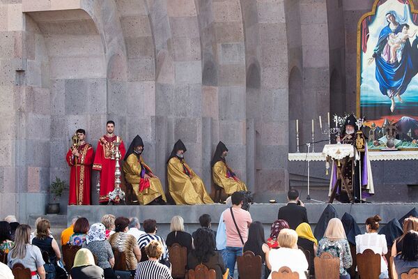 Հայոց եկեղեցու պատմությունը պիտի դասավանդվի որպես առանձին առարկա. Գարեգին Բ - Sputnik Արմենիա