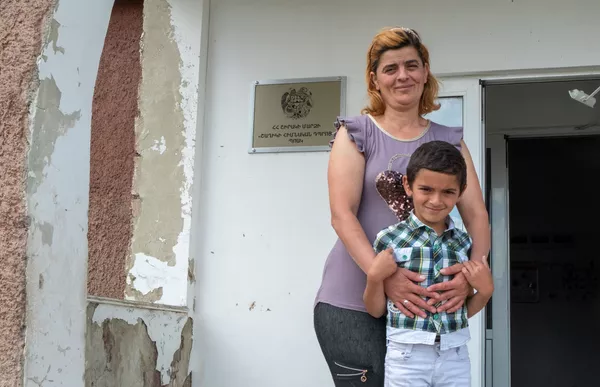 Один на один: Арам из села Шахик расстроен, в этом году он единственный ученик в школе Один на один: Арам из села Шахик расстроен, в этом году он единственный ученик в школе - Sputnik Армения