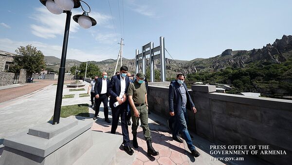 Премьер-министр Никол Пашинян посетил туристические инфраструктуры Гориса (12 сентября 2020). Сюник - Sputnik Արմենիա