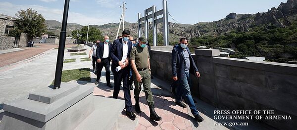 Премьер-министр Никол Пашинян посетил туристические инфраструктуры Гориса (12 сентября 2020). Сюник Премьер-министр Никол Пашинян посетил туристические инфраструктуры Гориса (12 сентября 2020). Сюник - Sputnik Արմենիա