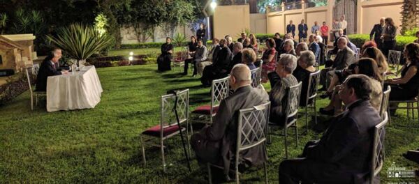 Встреча министра иностранных дел Зограба Мнацаканяна с армянской общиной в Египте (12 сентября 2020). Каир - Sputnik Արմենիա